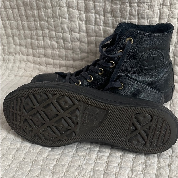 Black leather Converse High-top Women’s 8 - Picture 7 of 8